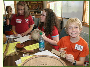 Students learning about Pueblo Indian History at Crow Canyon.